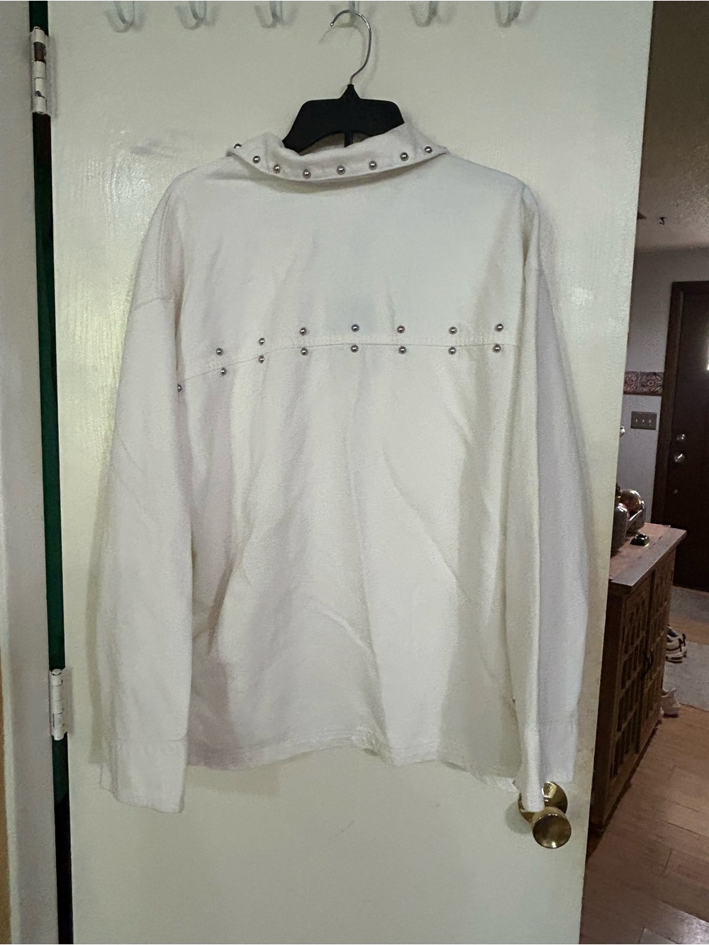 Universal thread Stud-Trim Jacket - Picture 5 of 7